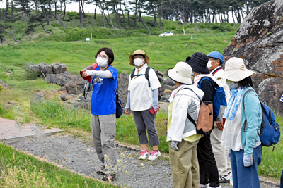 公開講座「種差海岸の植生に萌える！〜津波に負けない強さのヒミツ〜」を開催